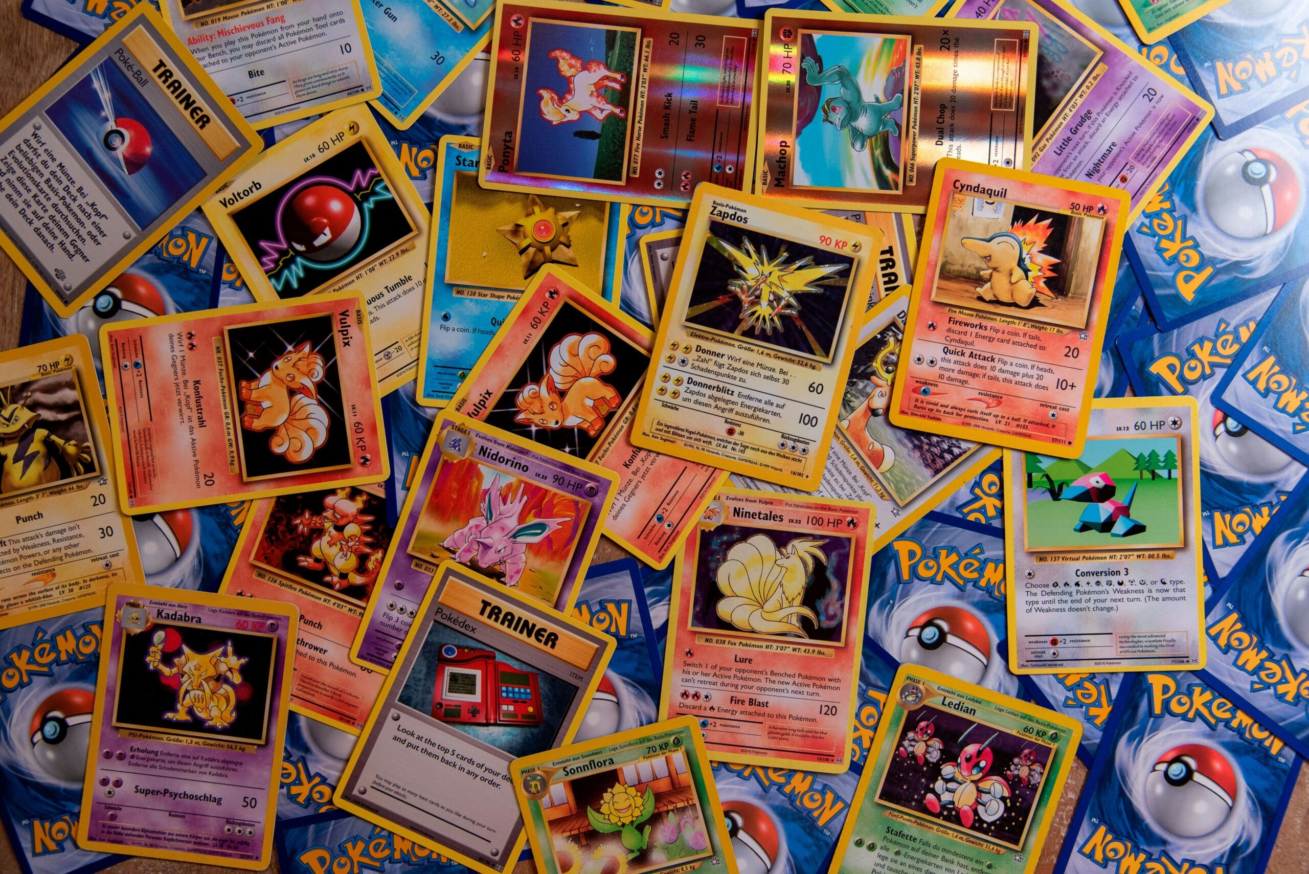 Find Pokémon 
Cards Around <span>You</span>.